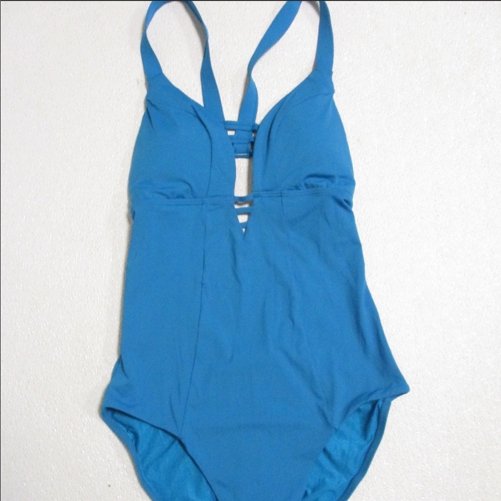 One piece suit